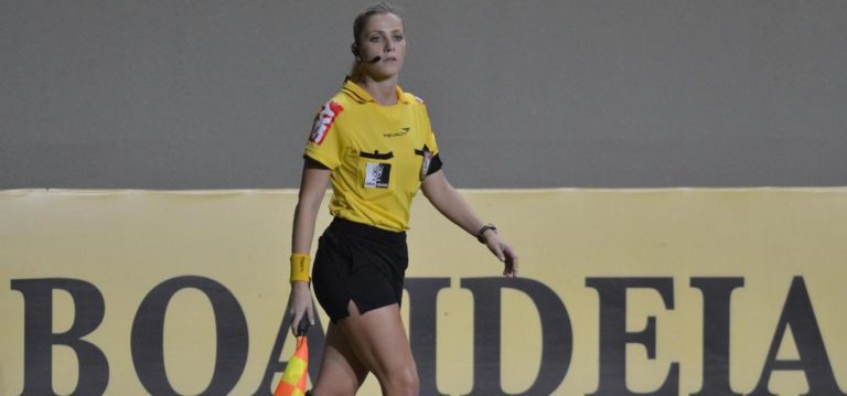 acli arbitro donna