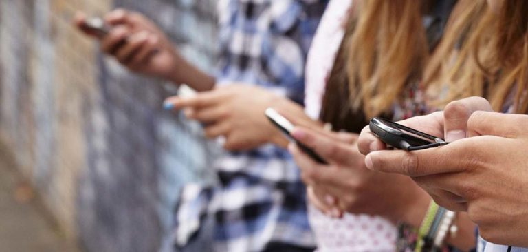 acli dipendenza tecnologica