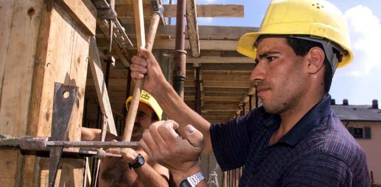 acli immigrati lavoro