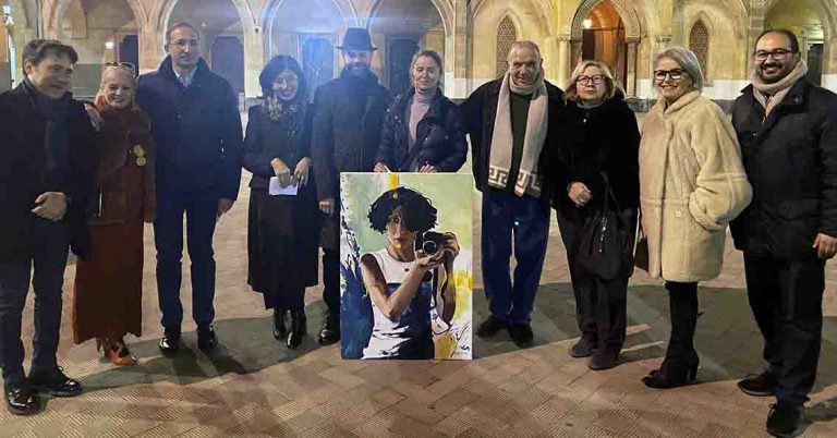 Acli Catania pittura donna