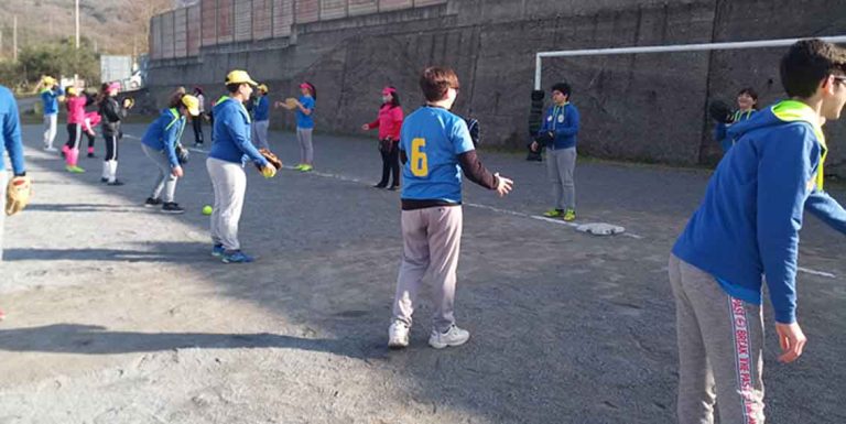 acli rivello clinic softball