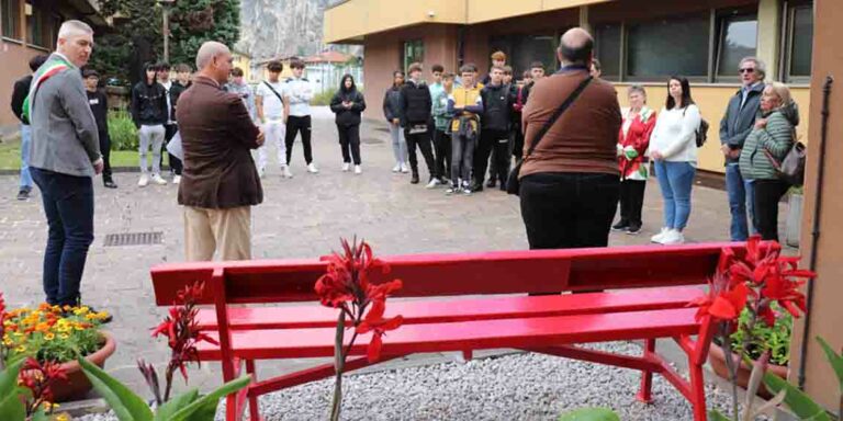 enaip arco panchina rossa