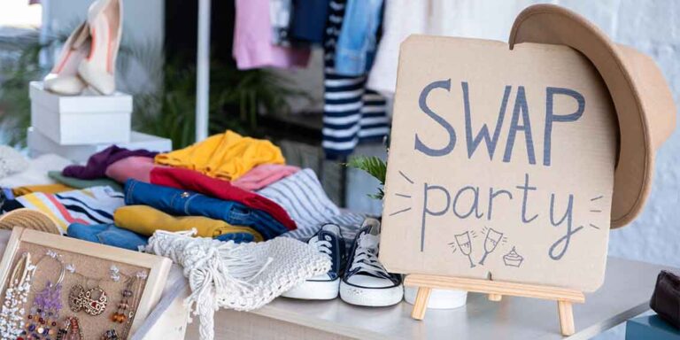 acli scambio vestiti clothing swap
